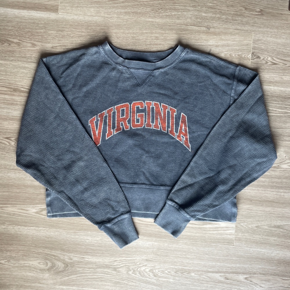 University of Virginia Boxy Copped Sweatshirt